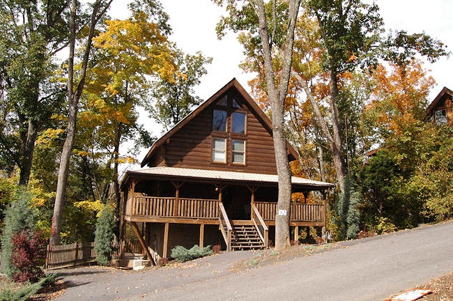 Unique Pigeon Forge Cabins | Timberwinds Log Cabin Rentals